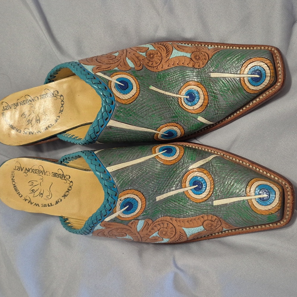 Unique Boutique Peacock Design Women's Mules Size 7.5